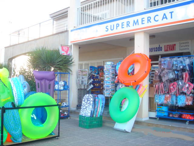 supermercado llevant sa rapita